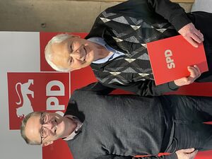 Klaus-Peter Bakalorz ehrt Otto Rudolph für 50-jährige SPD-Mitgliedschaft